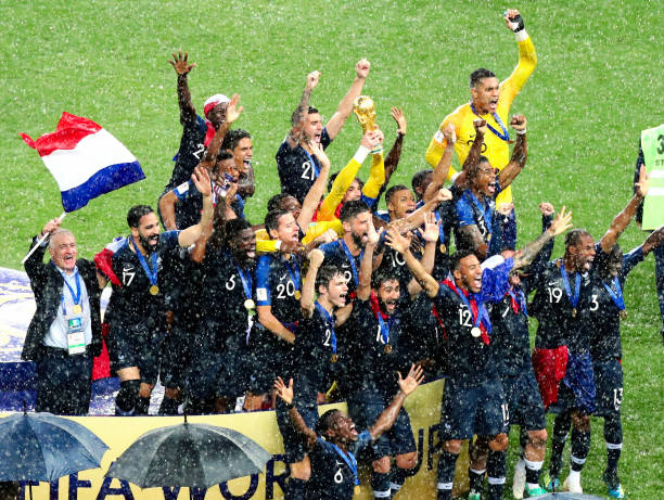 贝尼特斯的 贝尼特斯的