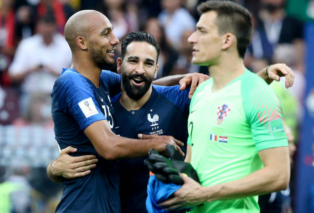 热身赛里 热身赛里