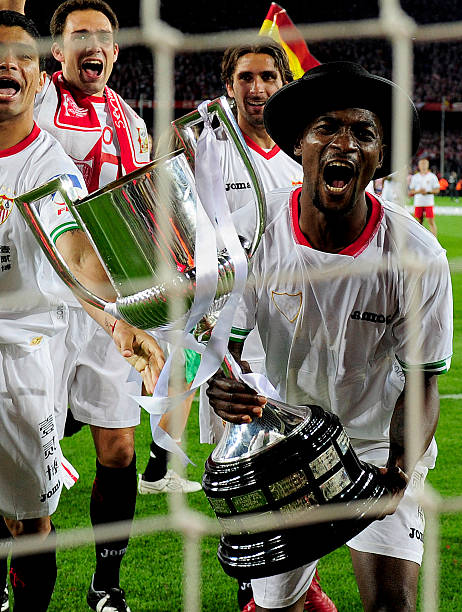 场上拥有竞 场上拥有竞