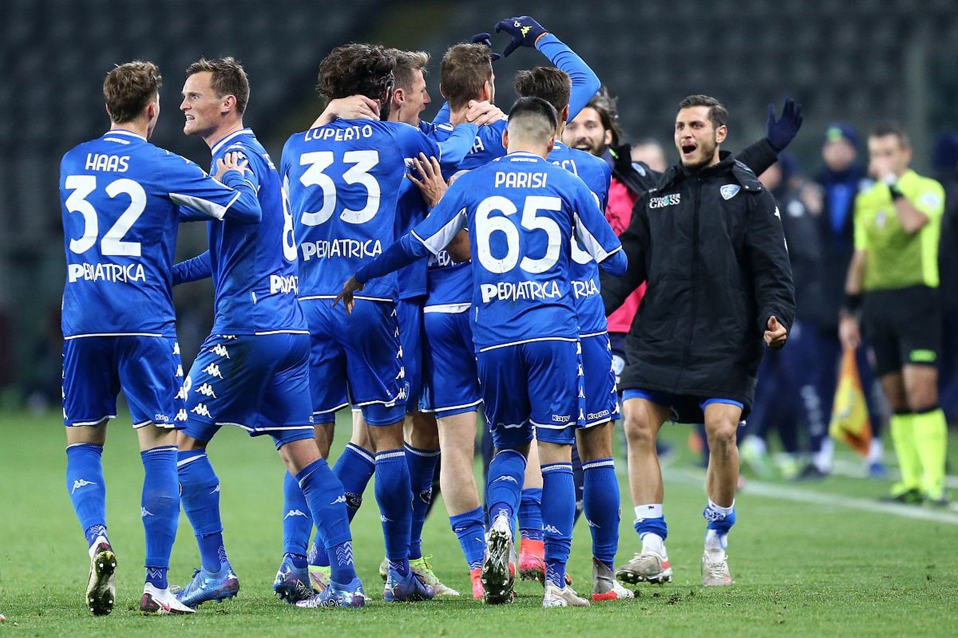 也引发了广 也引发了广